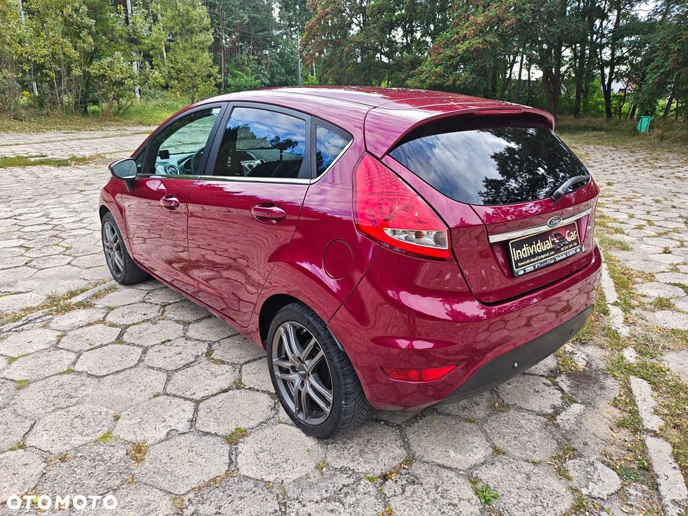 Ford Fiesta 1.6 Ti-VCT Titanium - 22