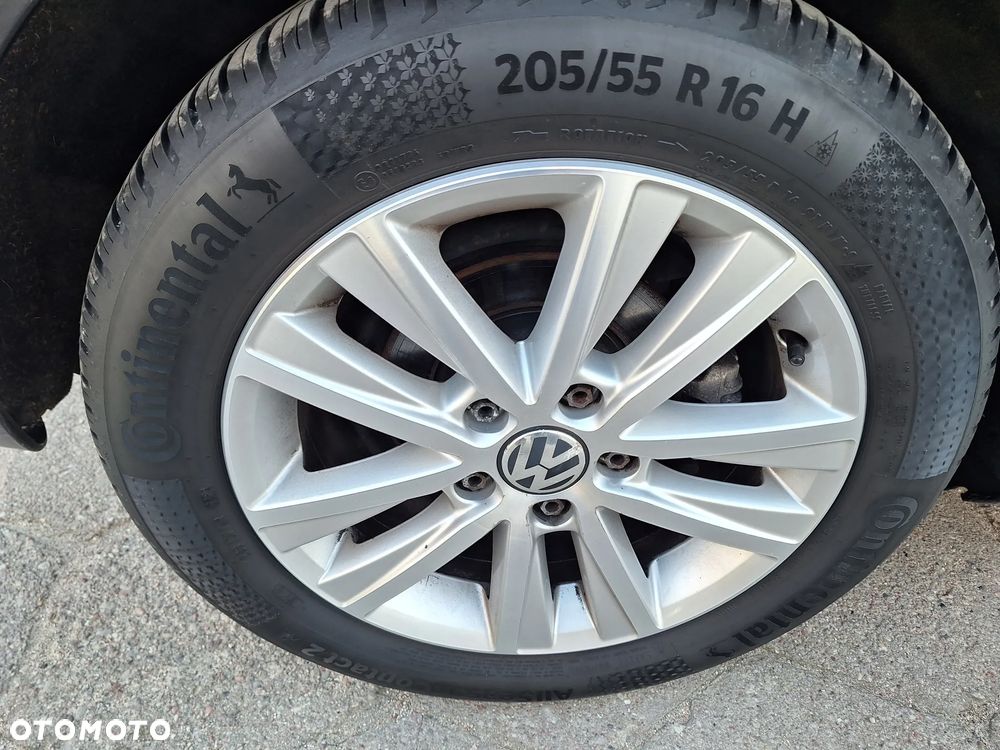 Volkswagen Golf 1.4 TSI BMT Highline - 35