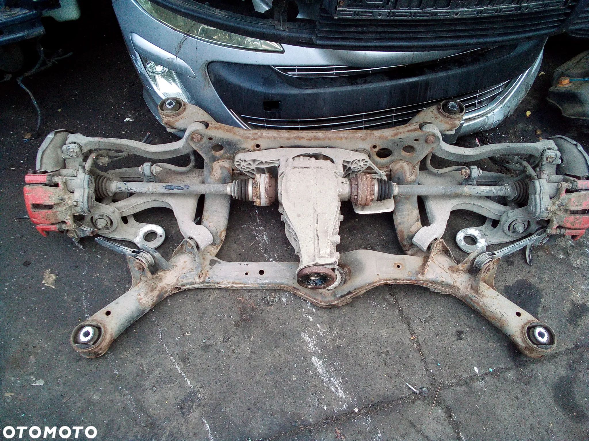 SANKI WÓZEK TYŁ AUDI A4 B8 A5 QUATTRO 2.0TFSI - 1