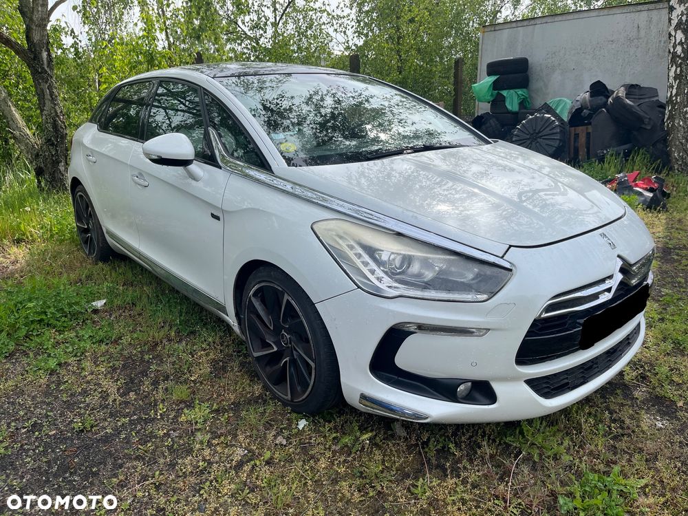 Citroën DS5 Hybrid4 EGS6 SportChic - 1