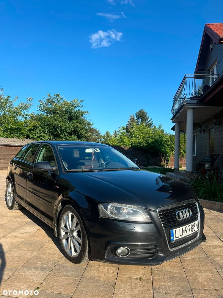 Audi A3 Sportback - 1