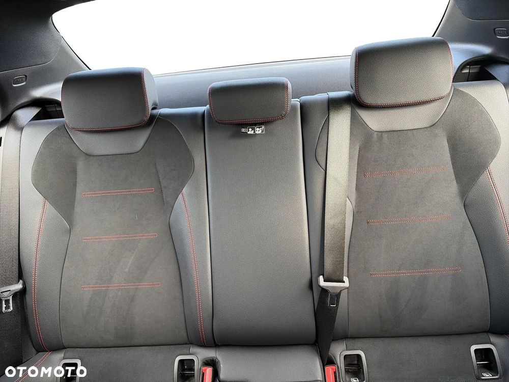 Mercedes-Benz Klasa A 200 AMG Line 7G-DCT - 14