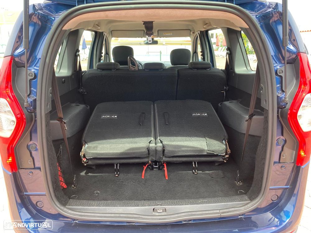 Dacia Lodgy 1.5 Blue dCi Stepway 7L - 19