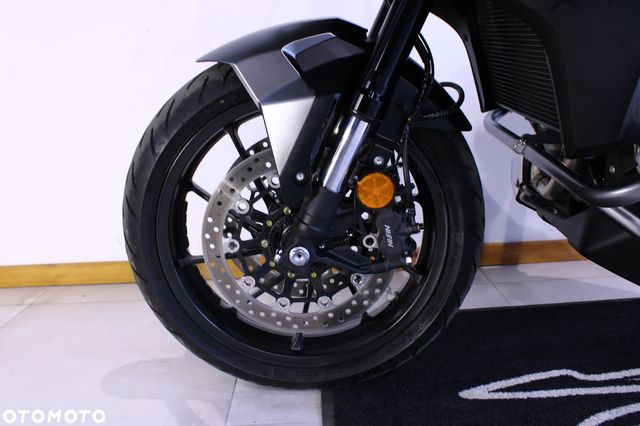 Honda NT - 24