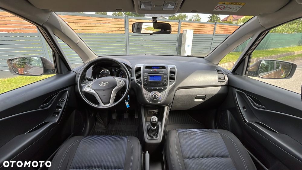 Hyundai ix20 1.4 Comfort - 12