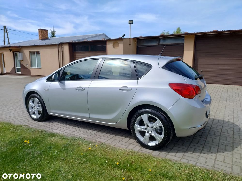 Opel Astra 1.6 Style - 6