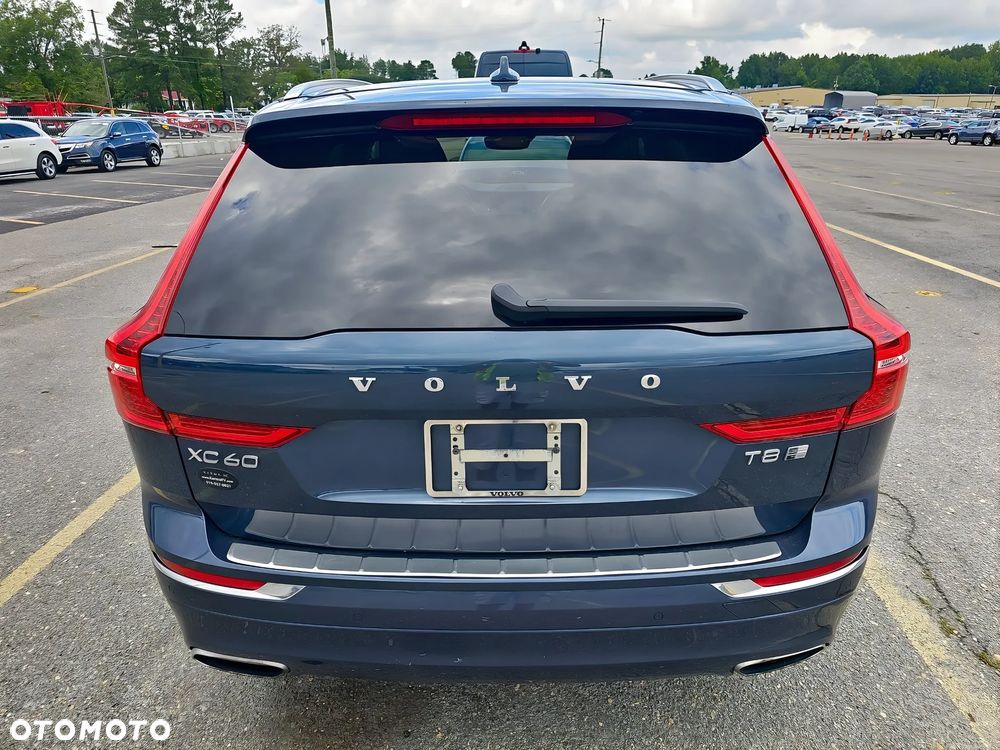 Volvo XC 60 T8 AWD Recharge Geartronic Inscription - 4