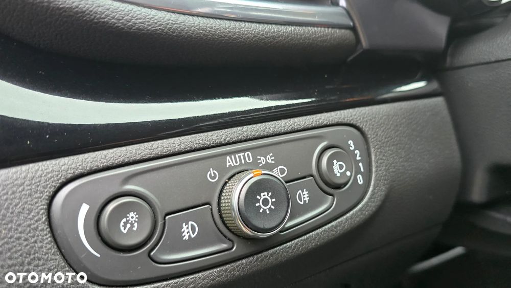 Opel Mokka X 1.4 T Elite S&S - 36