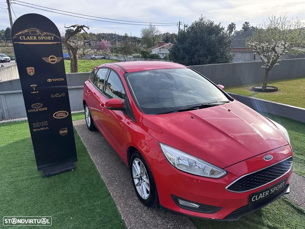 Ford Focus 1.5 TDCi Titanium ECOnetic - 4