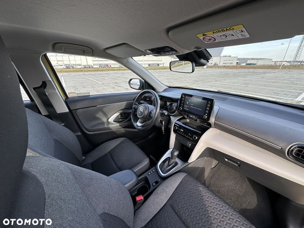 Toyota Yaris Cross Hybrid 1.5 Comfort - 17