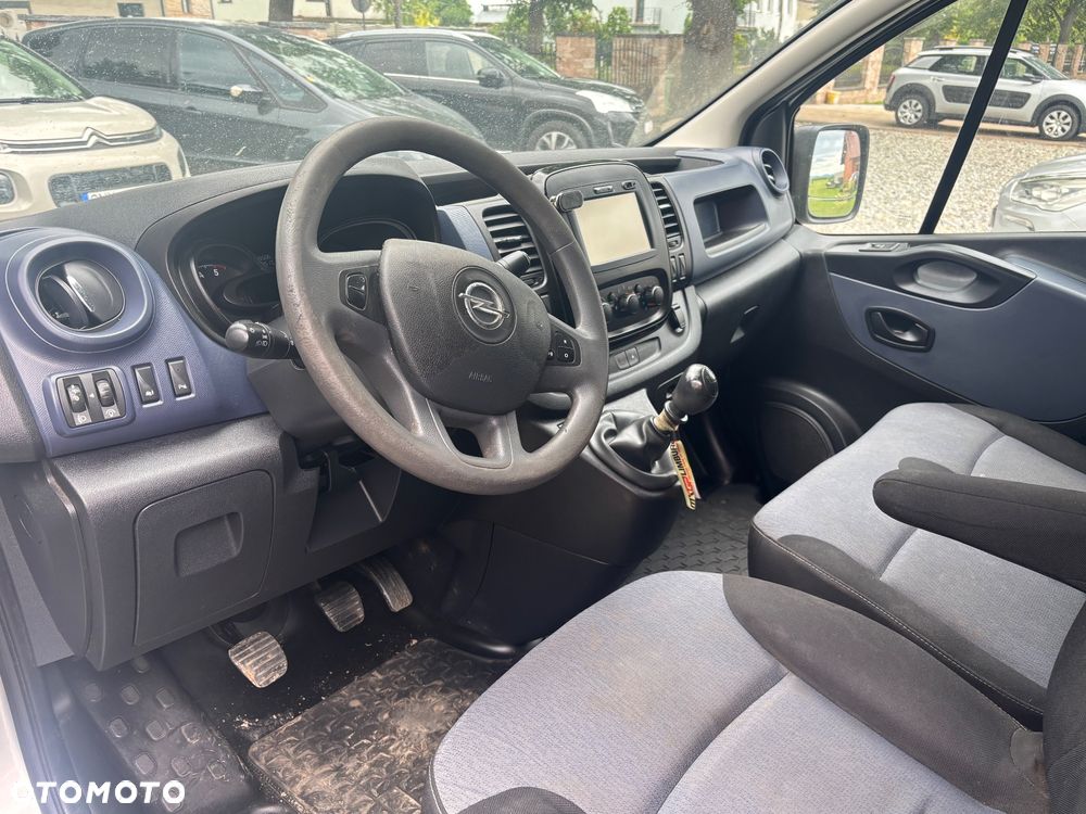 Opel VIVARO - 12