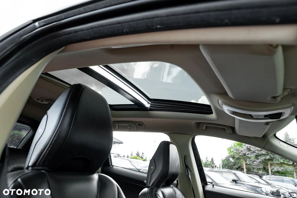 Volvo XC 60 D5 AWD RDesign - 30