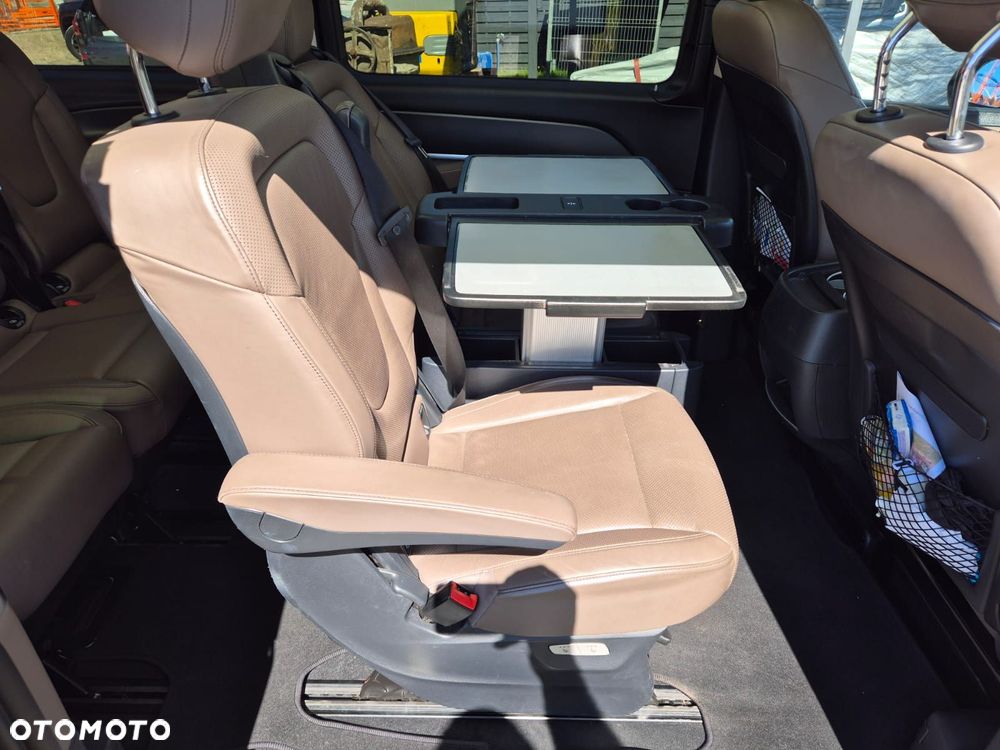 Mercedes-Benz Klasa V 300 d 4-Matic Avantgarde 9G-Tronic - 10