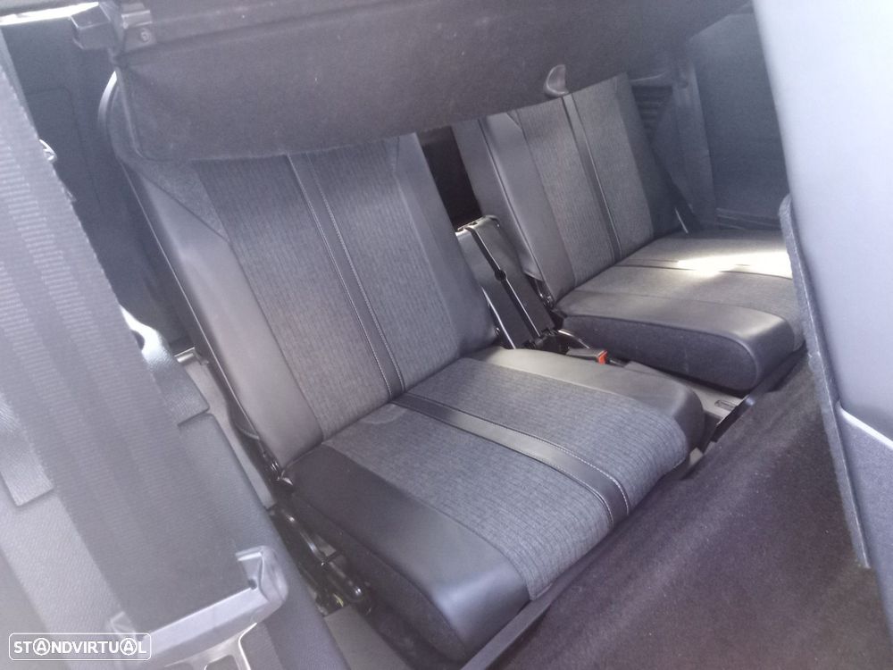 Peugeot 5008 1.5 BlueHDi GT Line - 29
