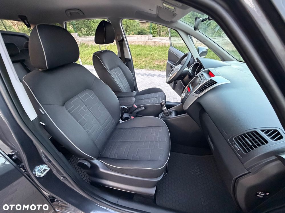 Kia Venga 1.6 CVVT Dream Team Edition - 11