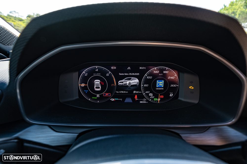 Cupra Leon 1.4 e-Hybrid (180 kW System) VZ - 33