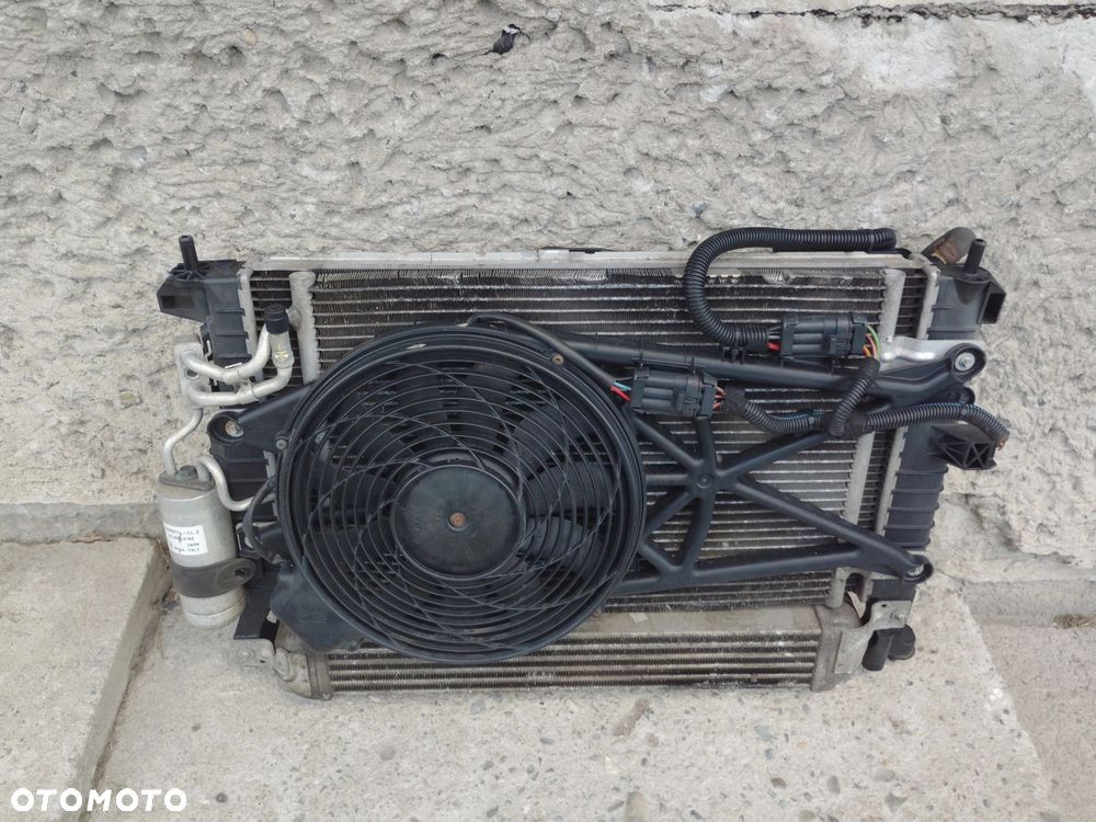 CHŁODNICA INTERCOOLER 1.7 CDTI OPEL MERIVA A - 1