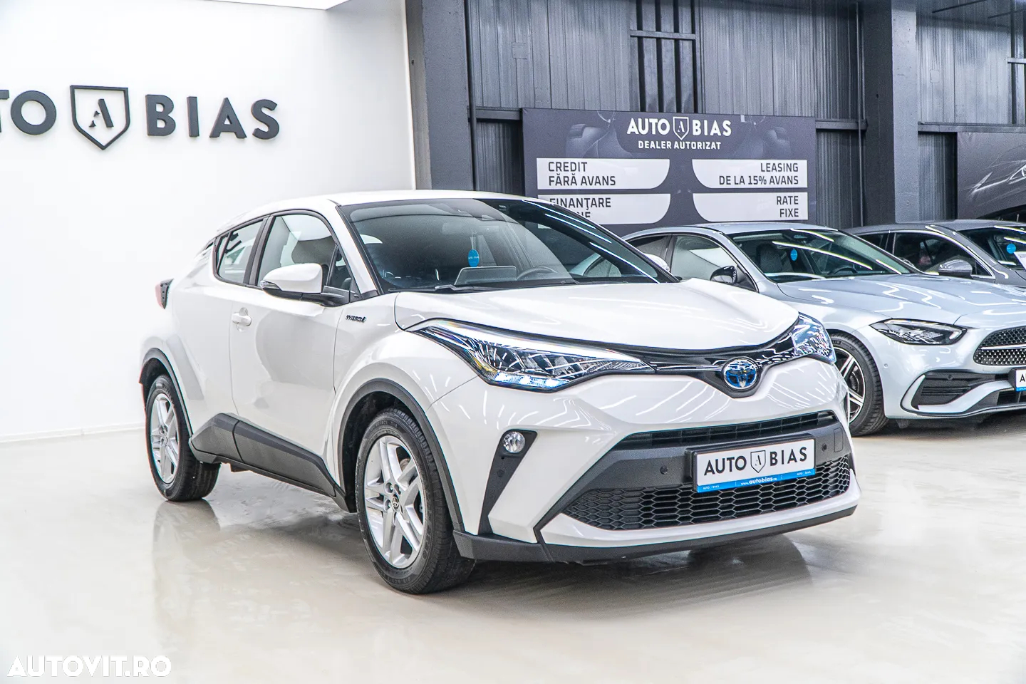 Toyota C-HR 1.8 HSD 122 CP 4x2 CVT Cult - 4