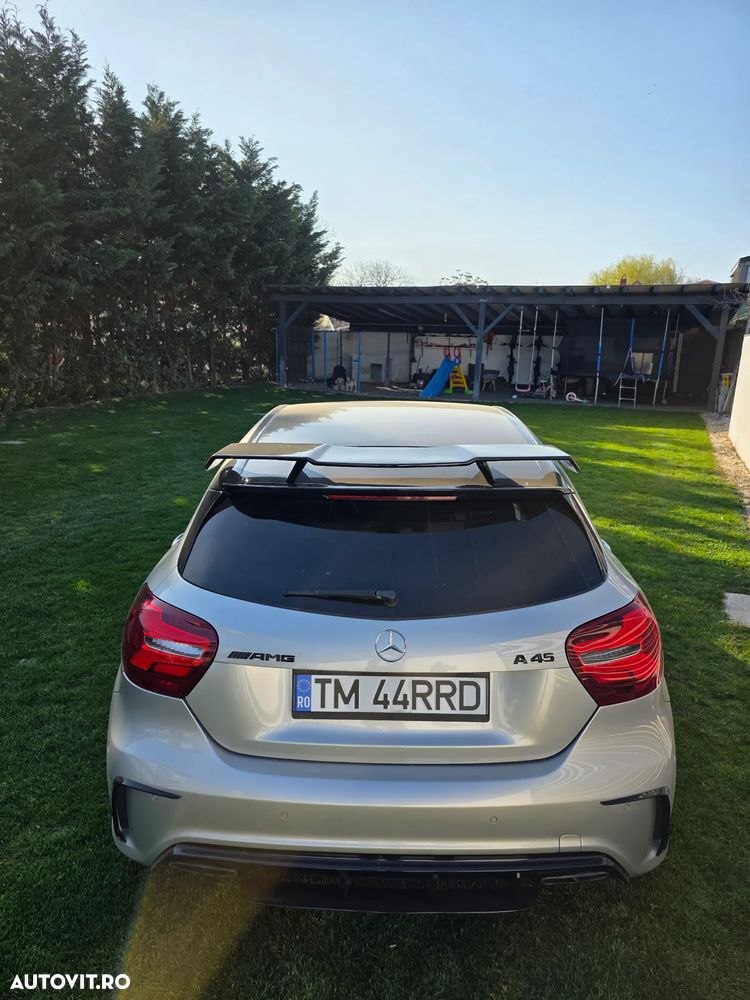 Mercedes-Benz A 45 AMG 4Matic AMG Speedshift 7G-DCT - 9