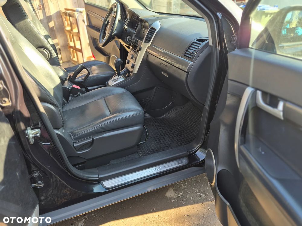 Chevrolet Captiva - 21