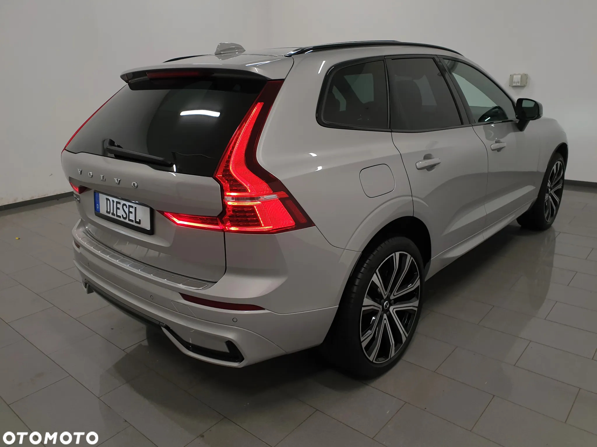 Volvo XC 60 B4 D AWD Geartronic RDesign - 6
