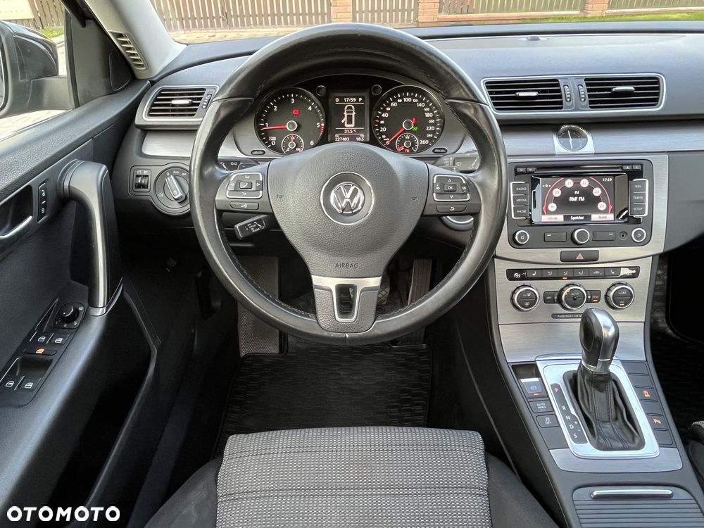 Volkswagen Passat 2.0 TDI DSG BlueMotion Technology Highline - 20