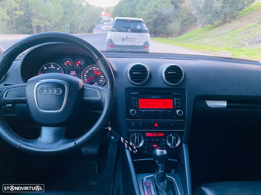 Audi A3 Sportback 2.0 TDi Sport S tronic - 11