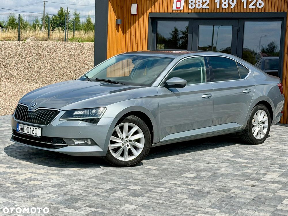 Skoda Superb 1.8 TSI Ambition DSG - 9