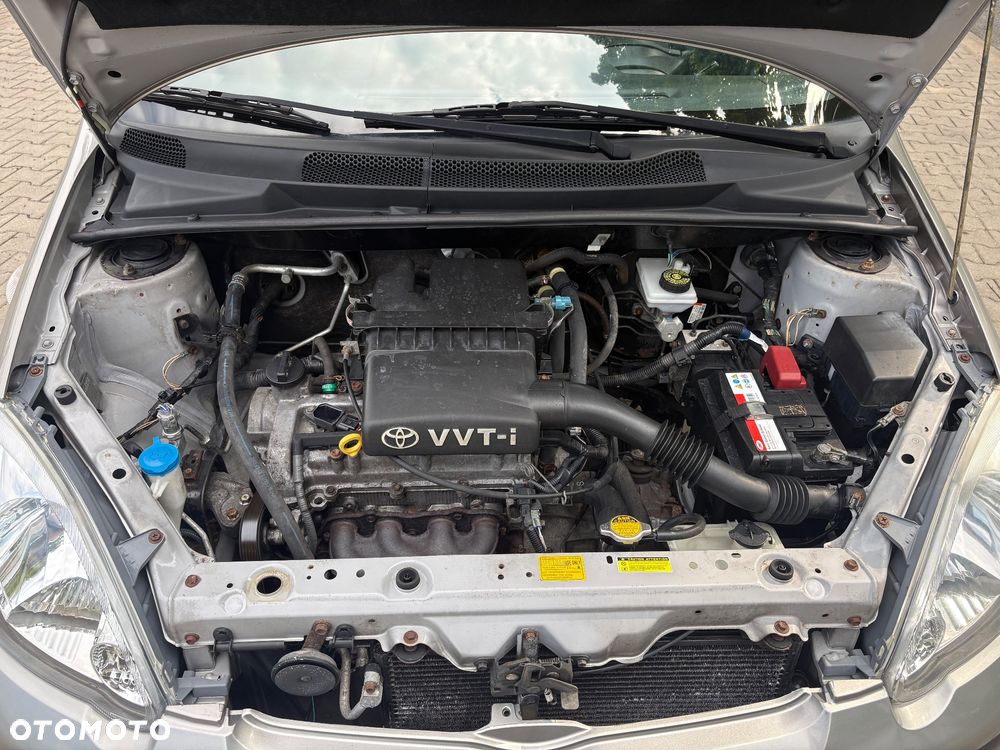 Toyota Yaris 1.0 - 36