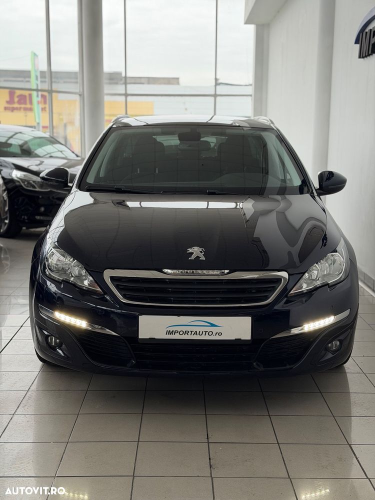 Peugeot 308 SW 1.2 L PureTech Turbo Allure - 2