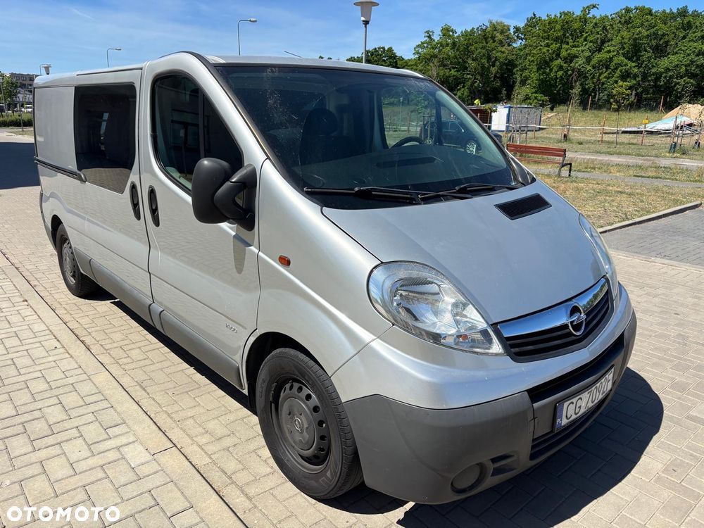 Opel Vivaro - 1