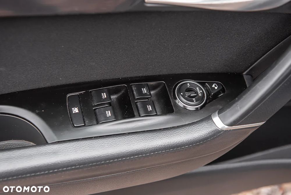 Hyundai i40 1.7 CRDi Comfort DCT - 16