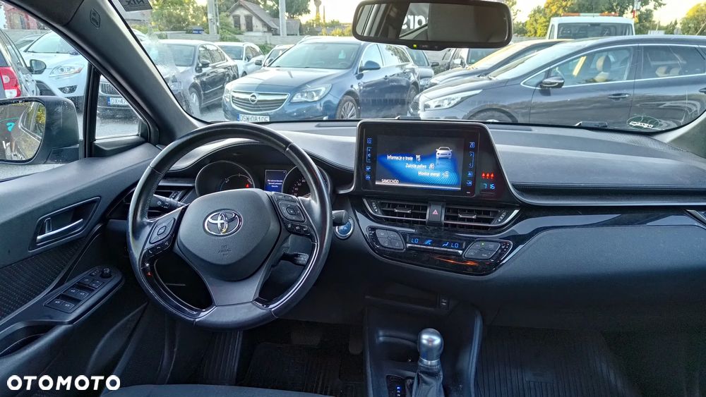 Toyota C-HR Lounge - 8