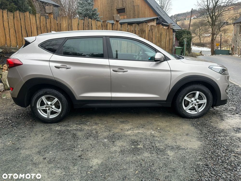Hyundai Tucson 1.6 GDi 4WD Style - 25