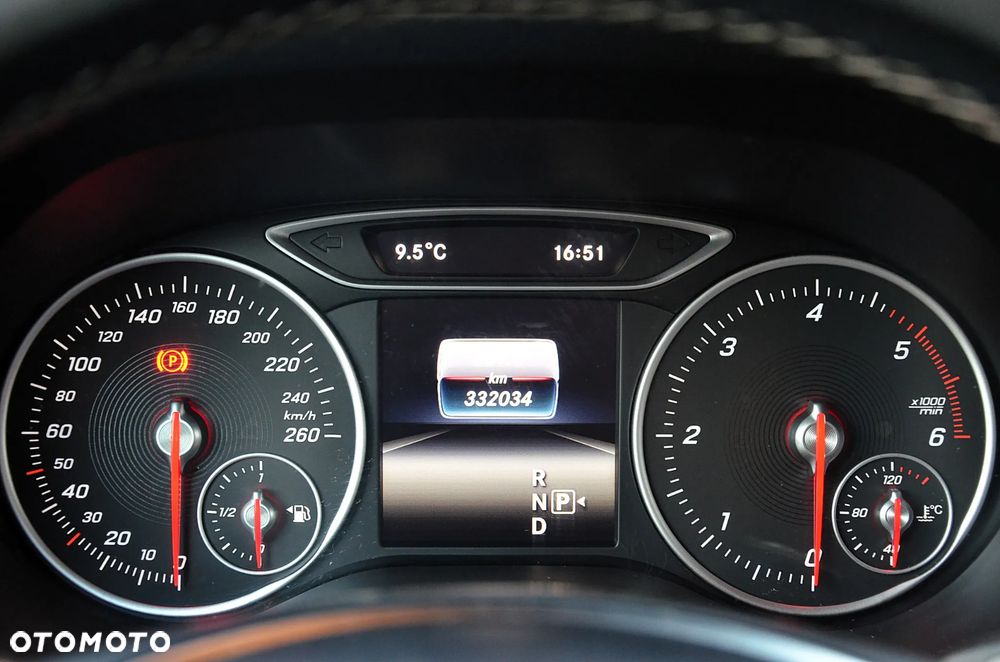 Mercedes-Benz Klasa B 180 d 7G-DCT SCORE - 21