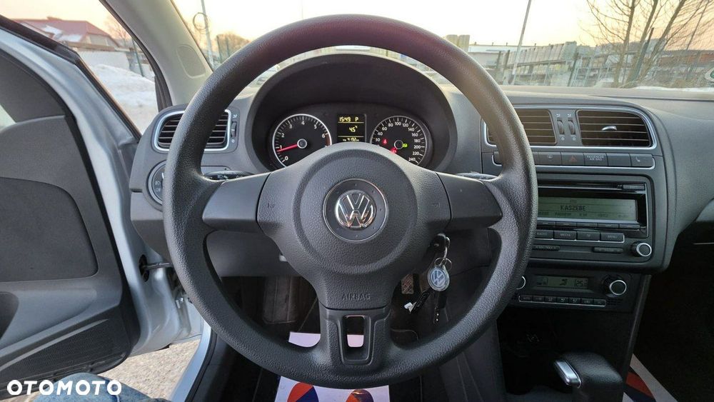 Volkswagen Polo - 13