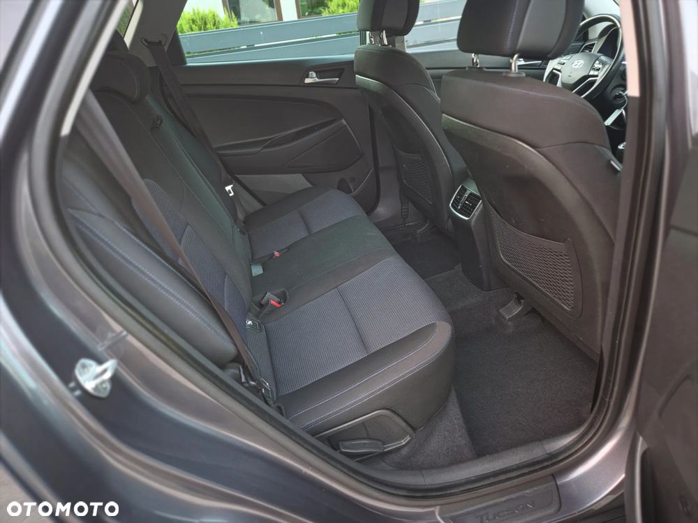 Hyundai Tucson blue 1.7 CRDi 2WD Style - 9
