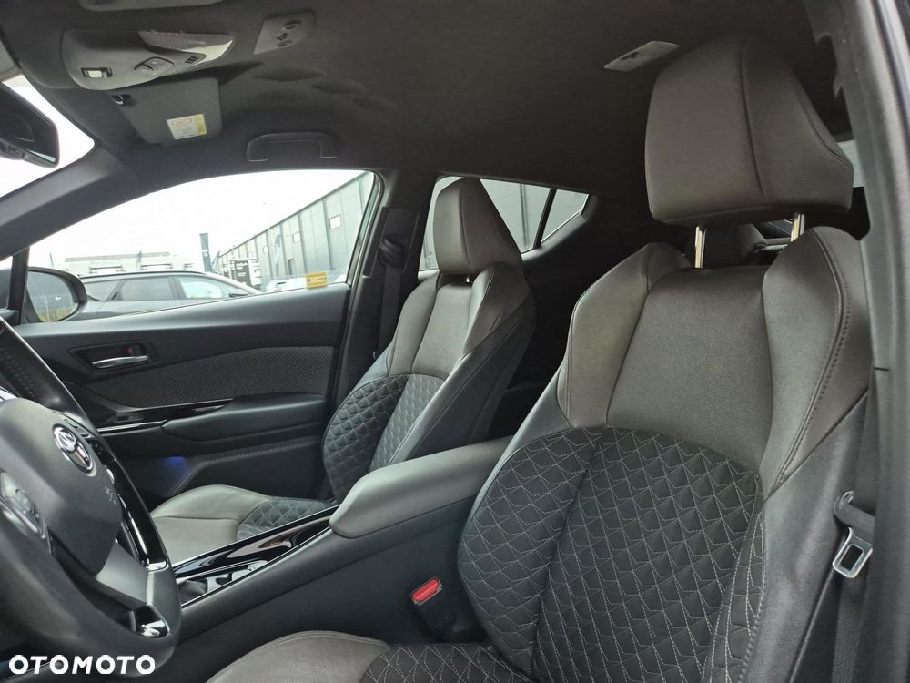 Toyota C-HR 1.8 Hybrid GPF Executive - 11