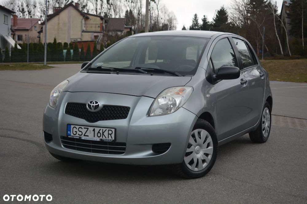 Toyota Yaris - 18
