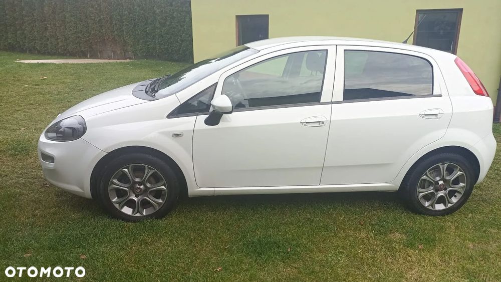 Fiat Punto 1.4 Easy Pakiet Easy Plus S&S - 3