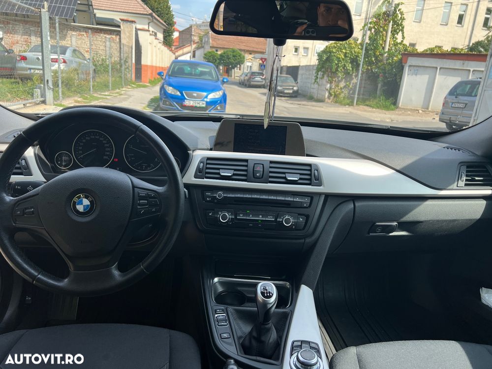 BMW Seria 3 318d - 6