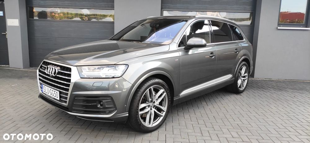Audi Q7 - 4