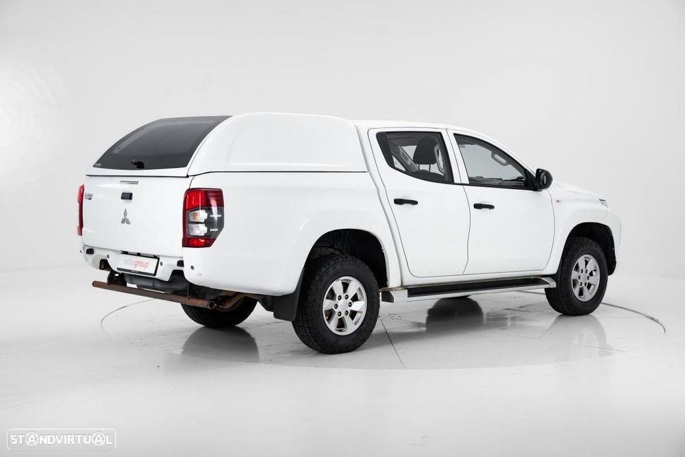 Mitsubishi L200 - 4