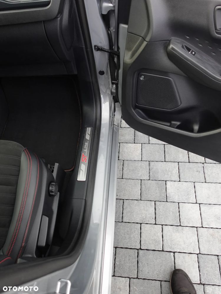 Ford Kuga 2.0 EcoBlue 4x4 ST-LINE X - 8