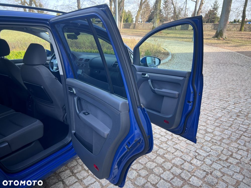 Volkswagen Touran 2.0 TDI DPF Life - 22