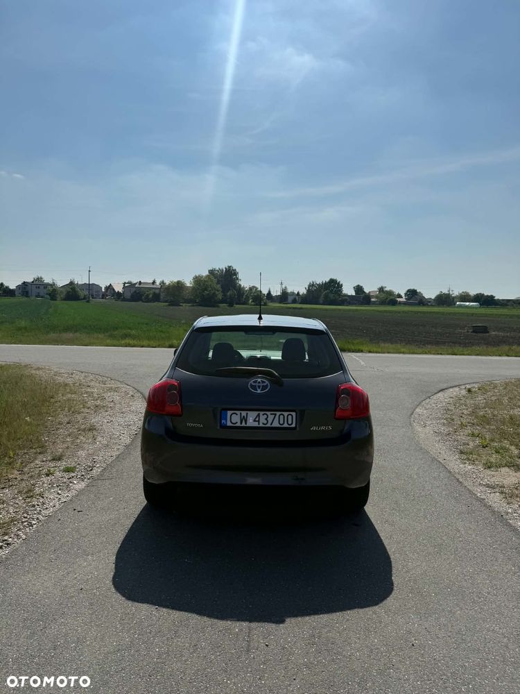 Toyota Auris 1.6 VVT-i Premium Start - 4