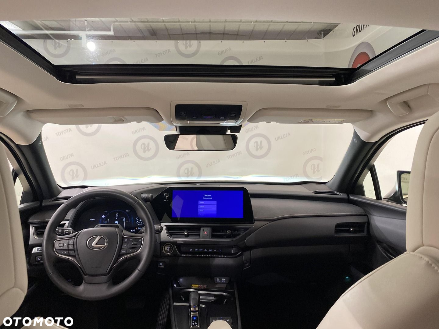 Lexus UX - 11