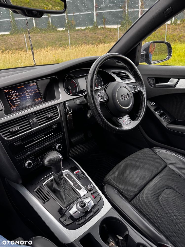 Audi A4 Avant 2.0 TDI DPF clean diesel multitronic Ambiente - 25