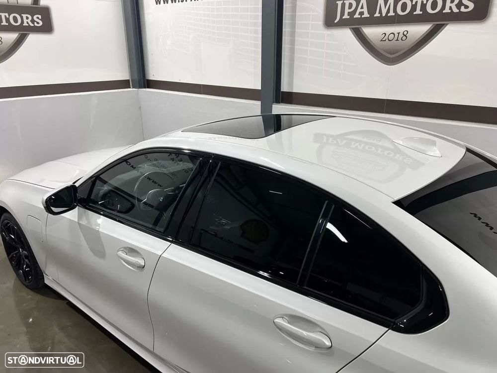BMW 330 e Pack M Auto - 21