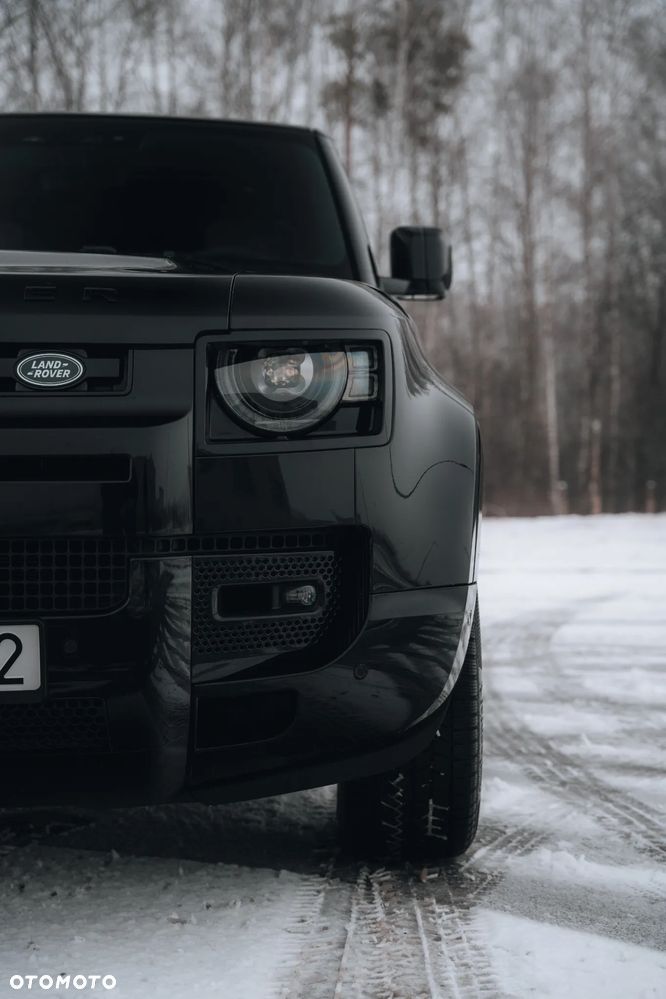 Land Rover Defender - 20